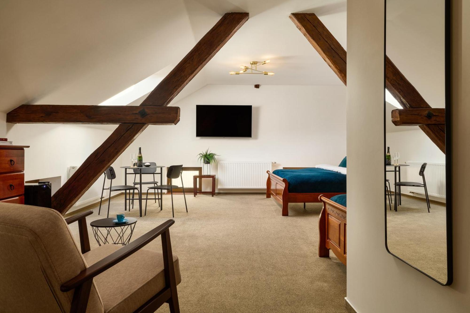 Latran House 71 By Kh Hotel Чешки Крумлов Екстериор снимка